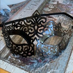 Black Masquerade Mask Halloween Costume